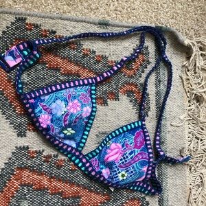 Victoria’s Secret Bikini Top Small